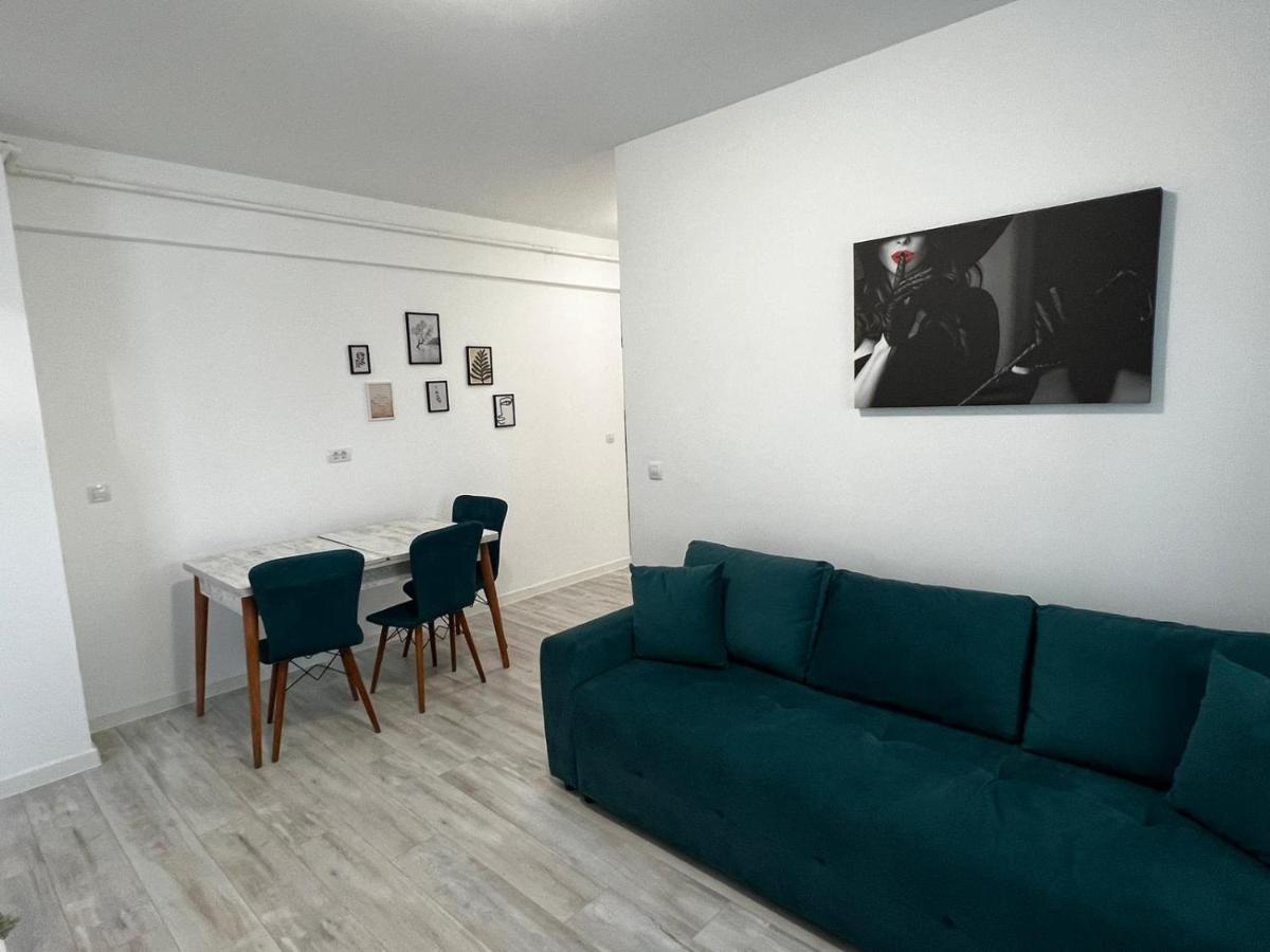 Urban Apartments And Studios - City Center 雅西 外观 照片